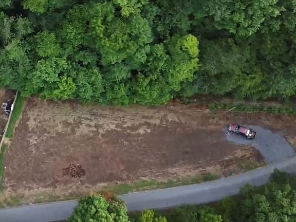 2nd image of Hix Hollow Rd