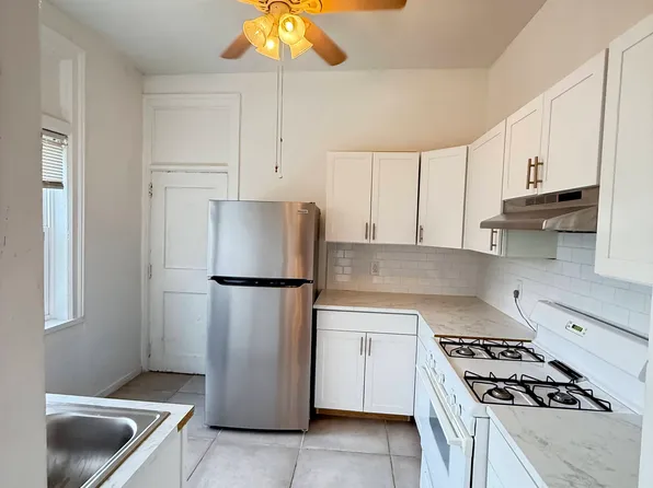 7904 Saint Charles Ave, New Orleans, LA