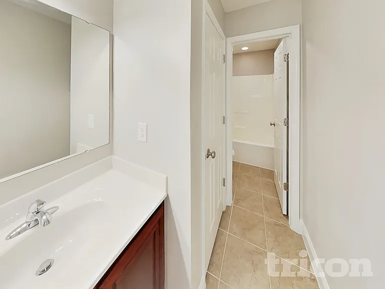 15 Summerseat Way — Photo 14