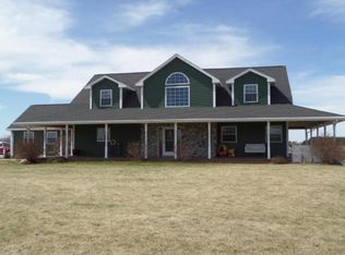 3212 Buyarski Rd, Green Bay, WI 54311