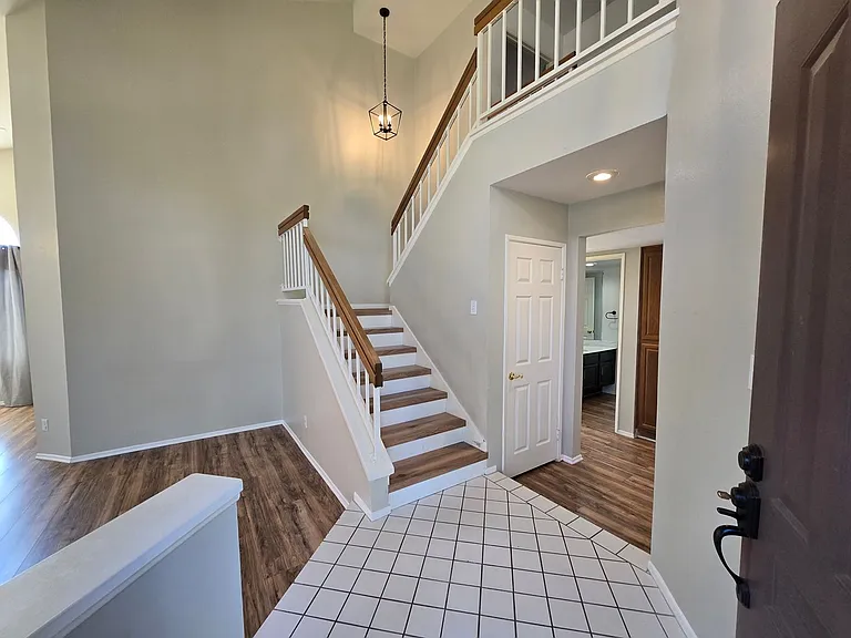 39354 Longhorn Ct — Photo 4