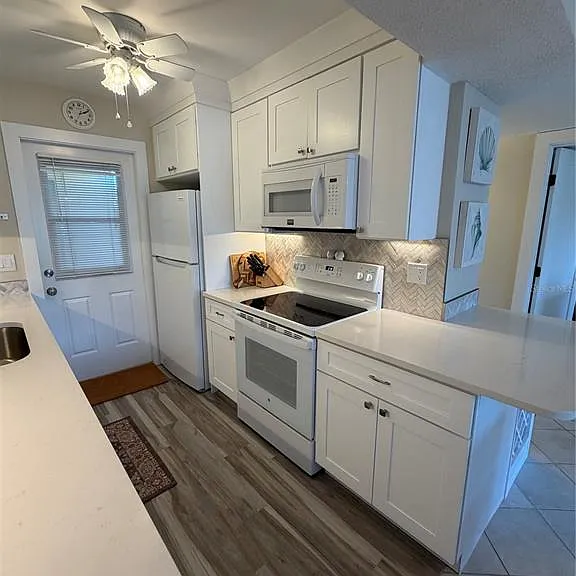 3808 Gulf Of Mexico Dr #E105 — Photo 5