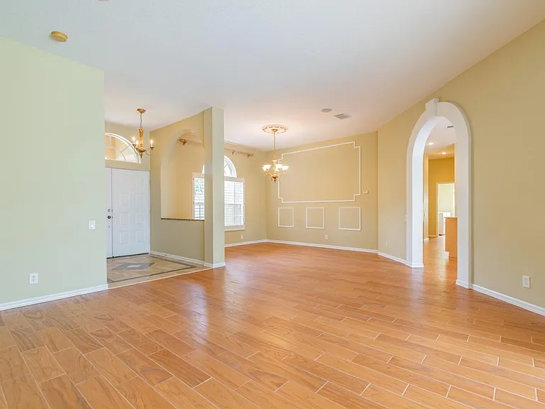 10559 Greencrest Dr — Photo 11