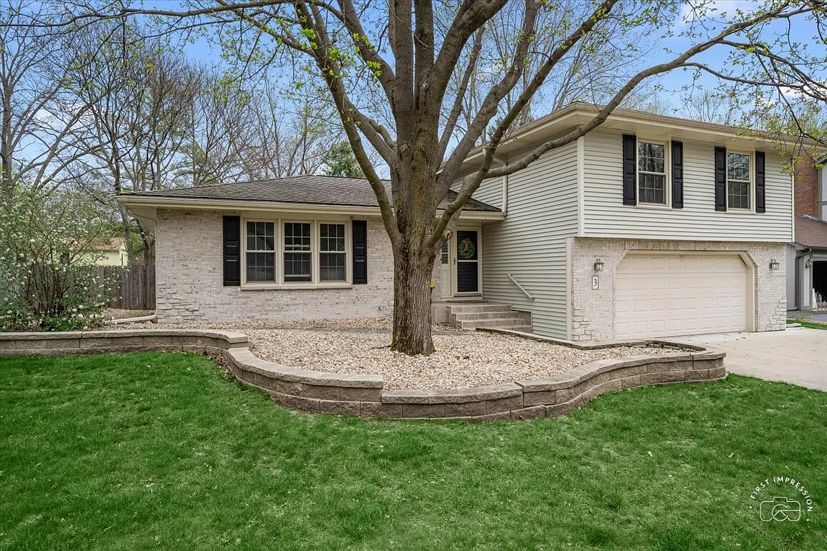 3 Bridgeport Ln photo 1