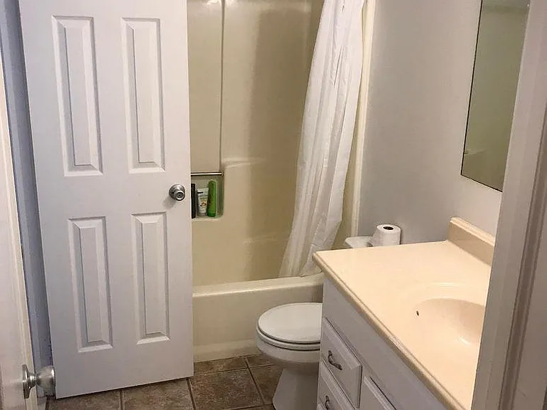 113 Wendy Way #B — Photo 4