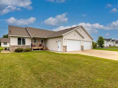 656 Obrien Pkwy, Belle Plaine, MN, 56011
