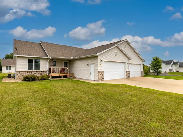 656 Obrien Pkwy, Belle Plaine, MN 56011