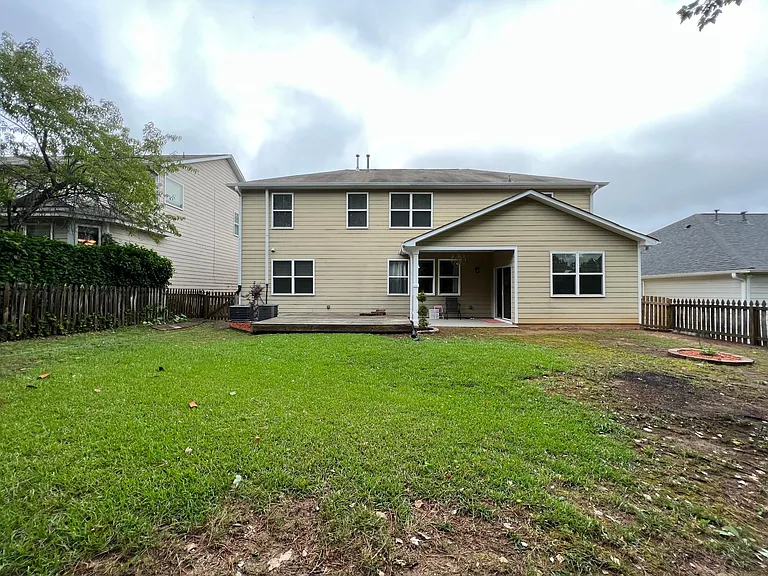 6170 Sparkling Cove Ln — Photo 31