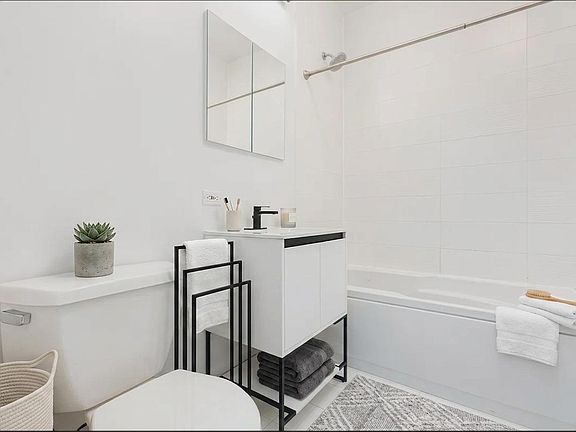 5th image of 342 Eldert St APT 308