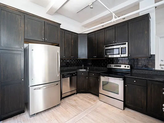 Rented by City Connections Realty | media 19