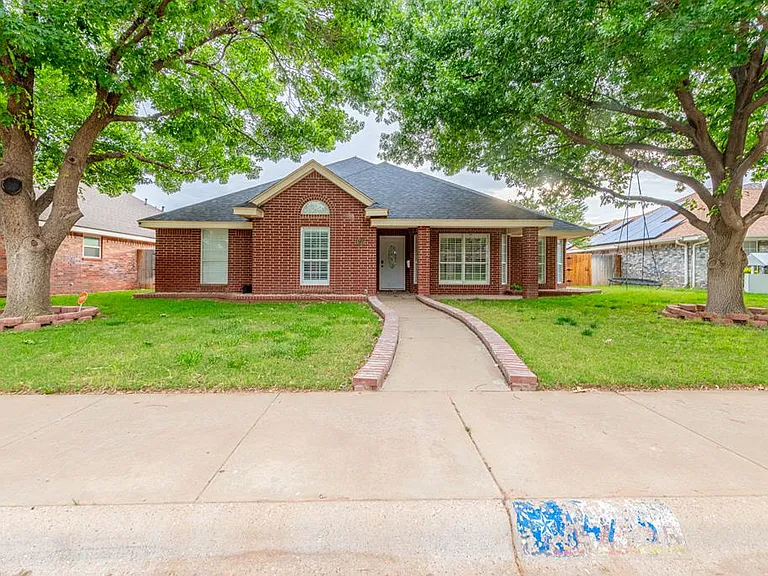 4715 Bishops Castle Dr — Photo 1