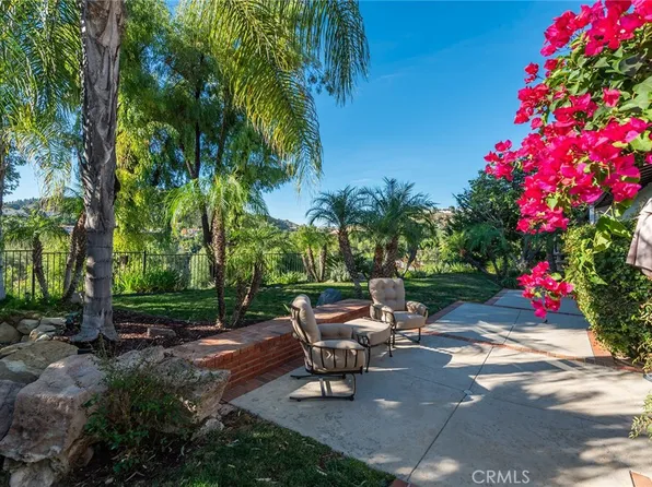 24618 Park Granada, Calabasas, CA 91302