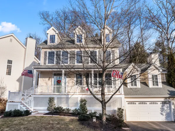 6 Minuteman Circle #6, Southbury, CT 06488
