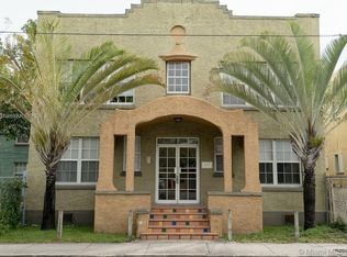 237 NW 10th Ave APT 3, Miami, FL 33128