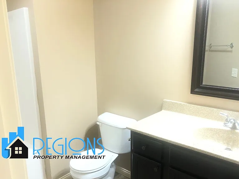 3613 Silverado Trl — Photo 18