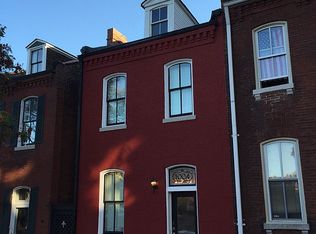 1004 Russell Blvd, Saint Louis, MO 63104