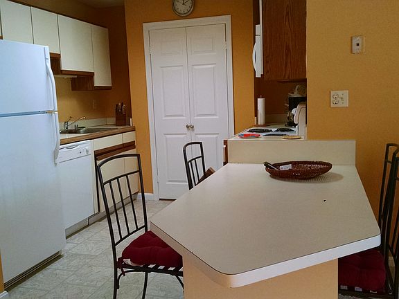 5th image of 401 143rd St Unit 42