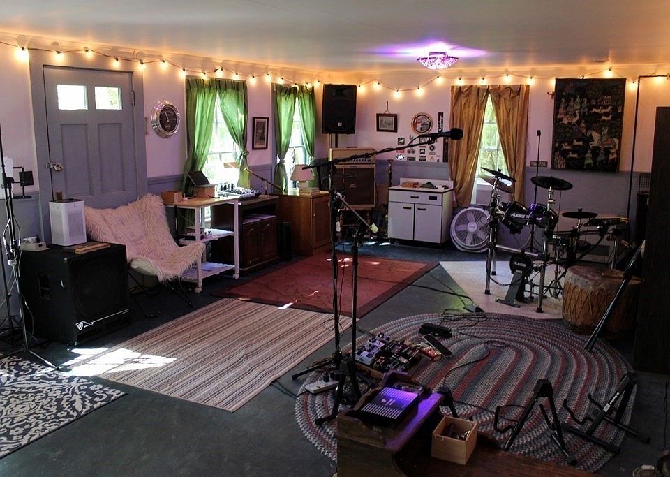 300 West Rd, Petersham, MA 01366 Zillow