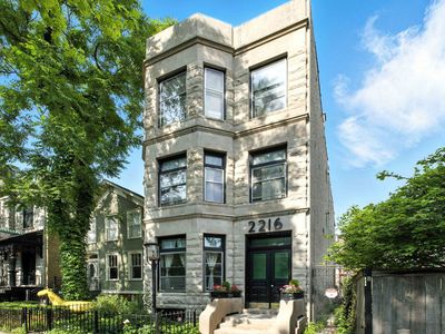 2216 N Cleveland Ave, Chicago, IL, 60614