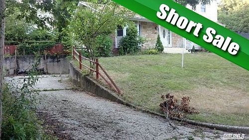 1st image of 11 Forest Ave
