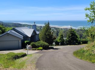 590 Pacific View Dr, Rockaway Beach, OR 97136