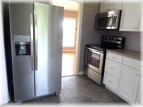 5th image of 23 Harwood Ave