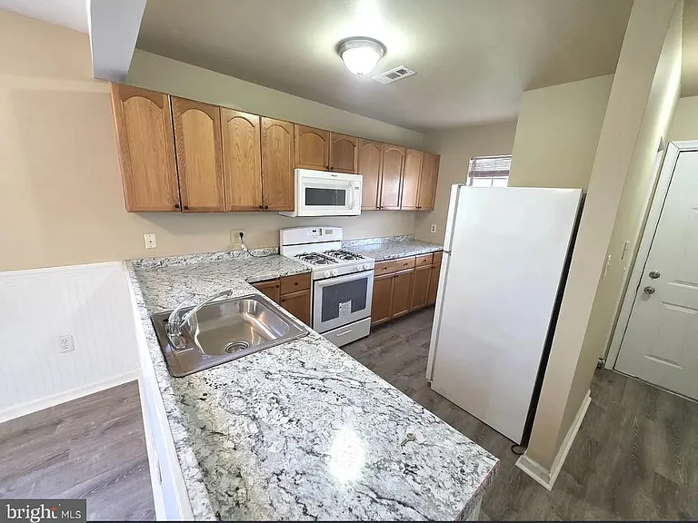 525 Blackbird Dr — Photo 5