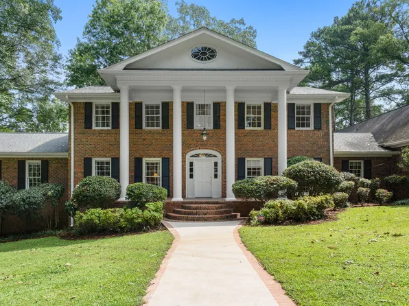 2250 Emerald Dr, Jonesboro, GA 30236