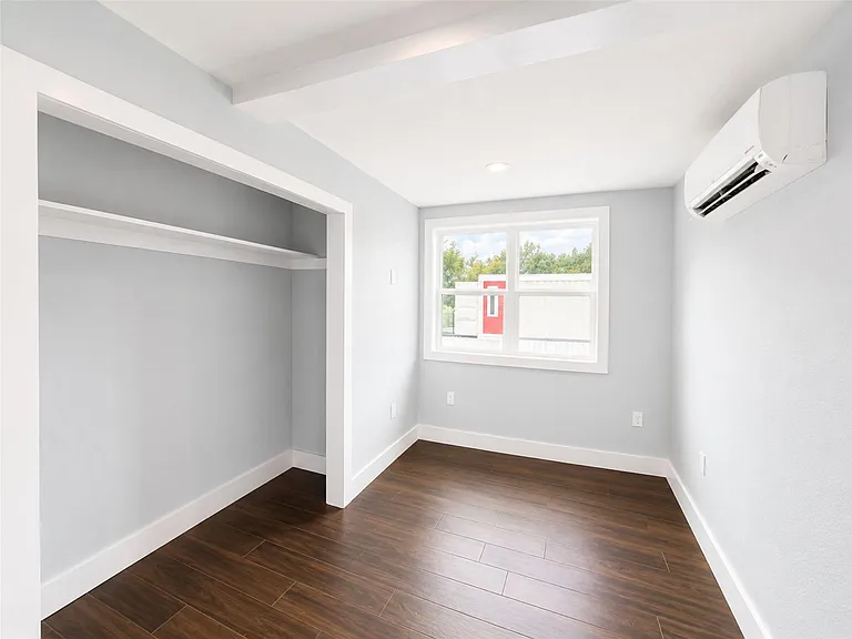 1224 Kennie Dr — Photo 5