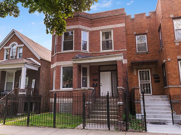 3rd image of 6732 S Michigan Ave