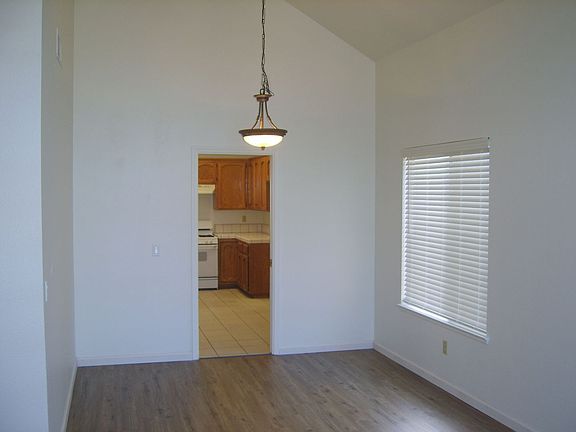 5th image of 8824 Little John Ct