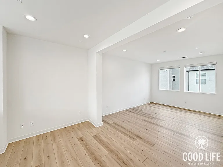 10417 Adamson Way — Photo 10