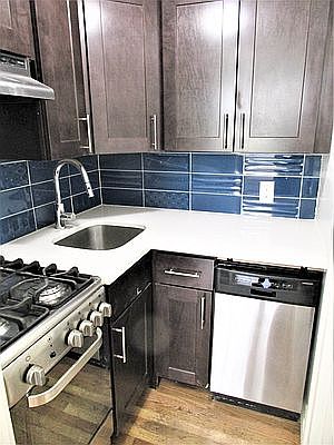 3rd image of 412 E 50th St APT 4A