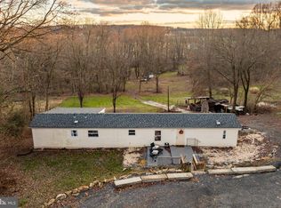 16 Upper Valley Rd, Christiana, PA 17509