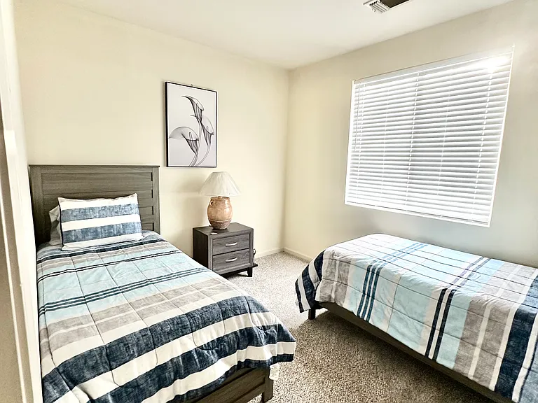 3567 Sarasota Ave — Photo 18