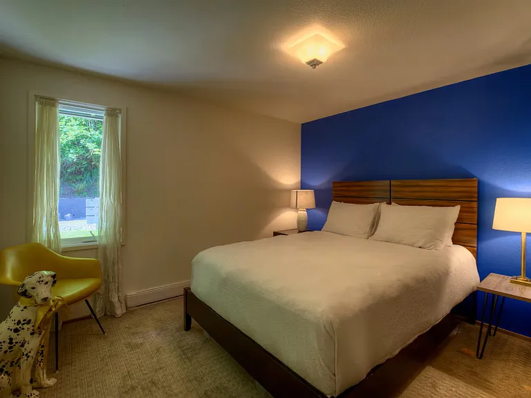 10835 Point Vashon Dr SW — Photo 25