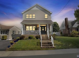 447 Forest Ave, Lyndhurst, NJ 07071