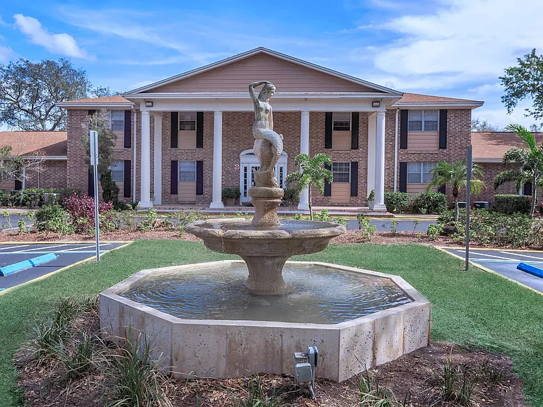 Heritage at Temple Terrace — Photo 3
