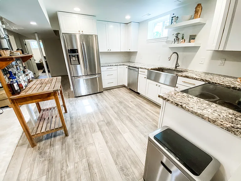 770 Loveland St #BASEMENT — Photo 6