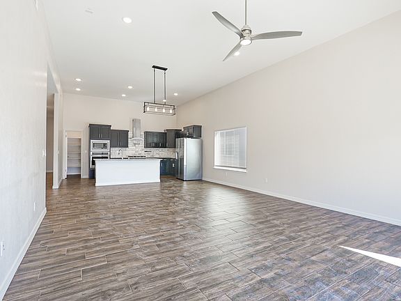 5th image of 13652 Glen Vista Ln