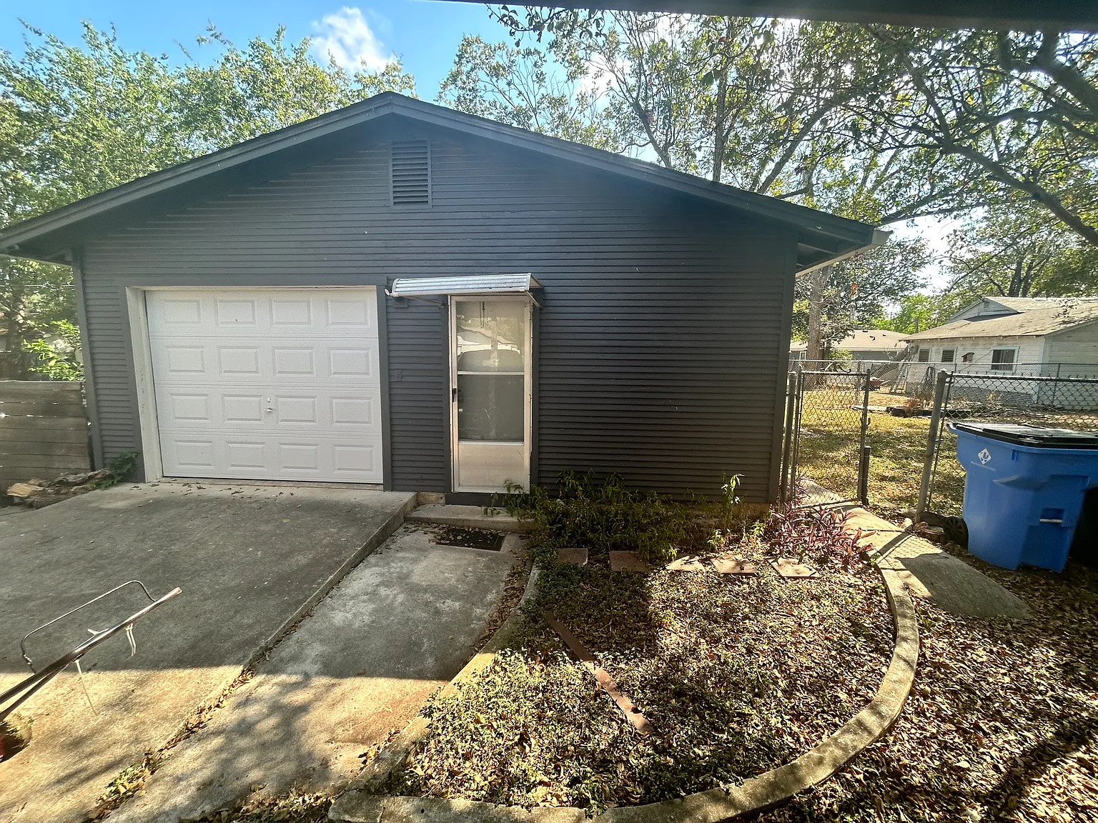 1 bed, 650 sqft, $950 — Photo 3
