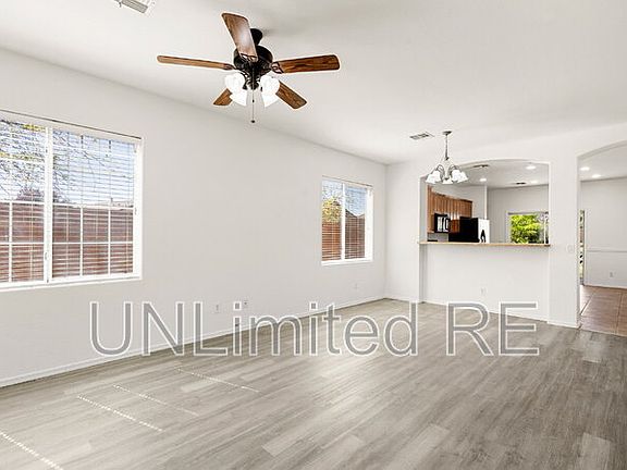 5th image of 8120 N Whistling Acres Way