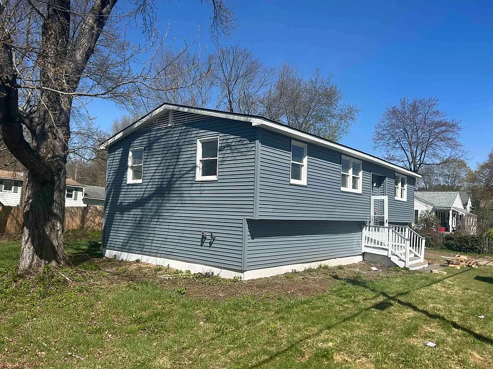 140 Carroll St