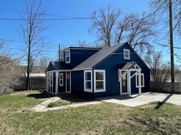 465 8th Ave S, Greybull, WY 82426