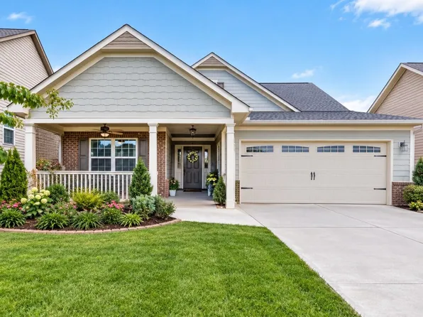 4826 Lost Creek Dr, Gainesville, GA 30504