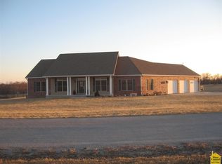 25040 Arthur Ln, Sedalia, MO 65301