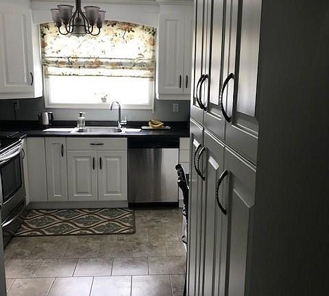 5th image of 1883 Courtland Dr