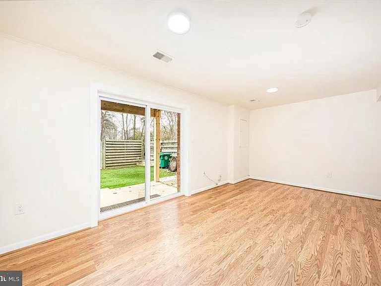 Entry Level Family room