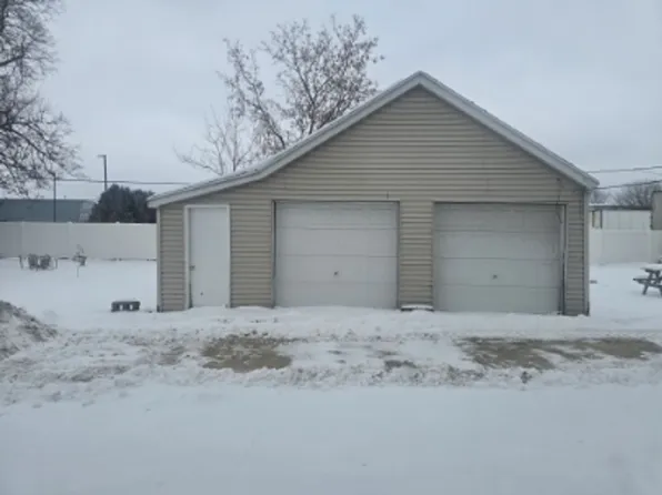 524 3rd St, 524 3rd St, Menasha, WI 54952