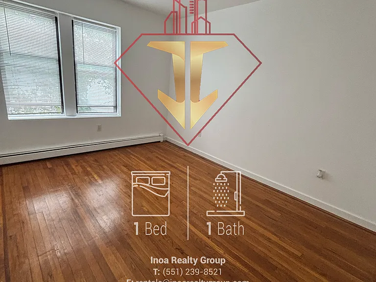 18-20 Fulton Ave #34 — Photo 2